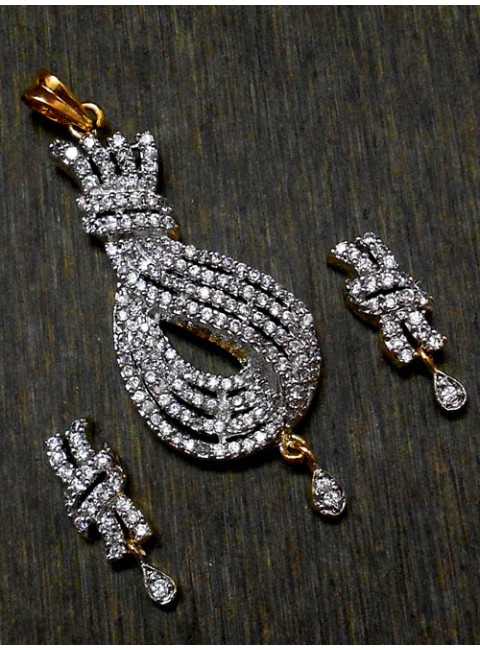 CZ Pendant With Earrings